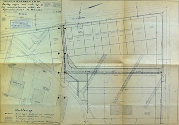 <p>Plan uit 1967 voor het dempen van de sloten achter de Hyacintenstraat en de aanleg van de Lupinestraat. (Waterlands Archief)</p>
